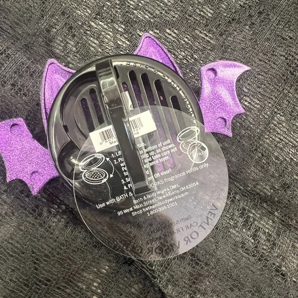 COPY - Bath and Body Works Halloween - Picture 2 of 5